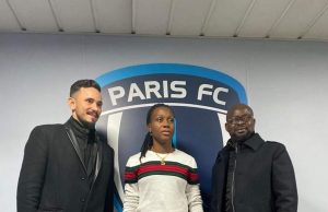 Nigerian goalkeeper signs for Paris FC