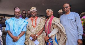 Sunday Dare pays Tribute to Chief Alex Akinyele, in Ondo town