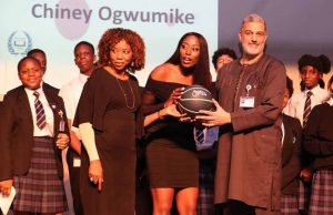 WNBA star, ‘Chiney’ Ogwumike visits Queens College for charity