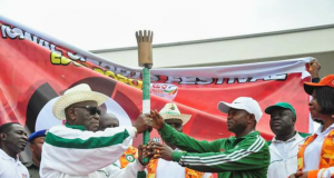 EDO 2020 : Akwa Ibom Governor receives 20th National Sports Festival Torch of Unity