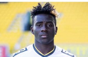 Former 36 Lion winger, Yusuf Lawal becomes free agent as Club battles bankruptcy