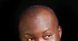 COVID-19: SENATOR IFEANYI UBAH DISTRIBUTES PALLIATIVES, URGES NDỊ ANAMBRA TO ALWAYS ABIDE BY WHO AND NCDC GUIDELINES