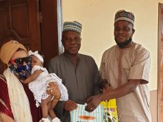 Kwara United GM Bashir Badawiy visits his community, gives Onira and dwellers Ramadan gifts