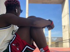 “Avoid friends wey no fit help you plug your phone when you Dey sleep ….😒😒😏😏”- Asisat Oshoala