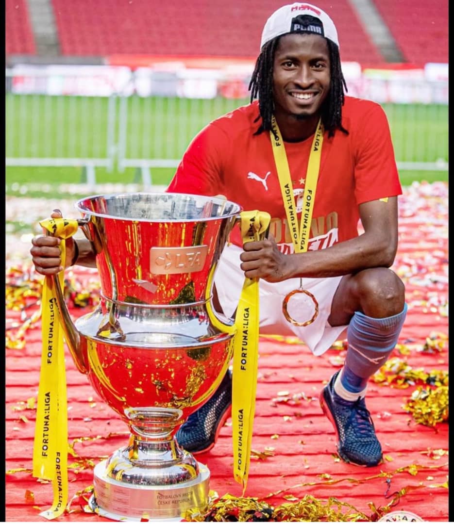 Farewell to a legend: Slavia unveil special contest to celebrate departing  hero Peter Olayinka - Soccernet NG