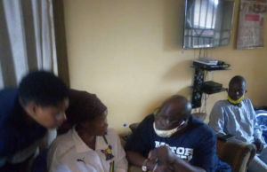 3SC Management, supporters pay condolence visit to Bode Oyewole’s family, as his body is committed to mother earth on Friday