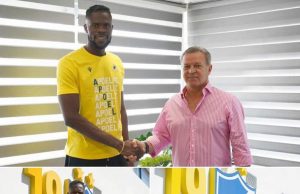 Just-In: Francis Uzoho joins Apoel FC