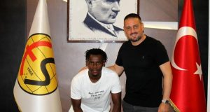 Alimi Sunday signs 3 years deal with Eskişehirspor