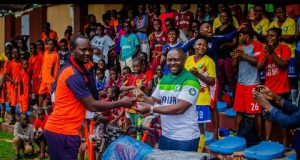 Naija Ratels Boss Gives Young Player N2.5m Scholarship, Buys Vehicle For Coach As Team Prepare For New Season