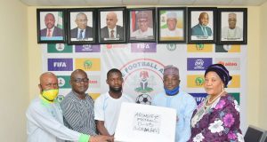 Players And Management Team Of Aromokeye FC Donates Medical Items To Kwara State Football Association