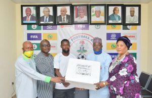 Players And Management Team Of Aromokeye FC Donates Medical Items To Kwara State Football Association