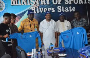 Ottasolo Donates Tracksuits and Hood to Rivers United