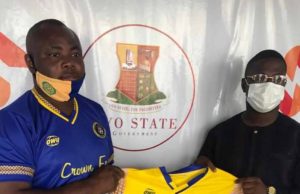 Crown FC Unveils New Jersey For The 2020/2021 Season