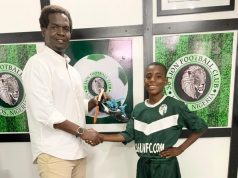 36 Lion Blesses Budding Stars With Books & Boots