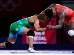 Blessing Defies Kneel Injury To Win Silver, Minister To Pay For Her Surgery
