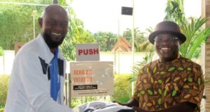 NPFL: Governor Ikpeazu Receives Finidi George, Describes Him As A Football Icon