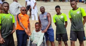 Remo Stars Gift Fan Wheelchair And Cash