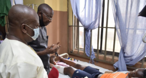 Nigeria Pillar Of Sports Ejidike Visits Injured Kwara Referees Involved In Auto Crash