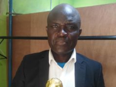 Ball Juggler Dedicates Ajegunle Legends’ Award To Late Mother