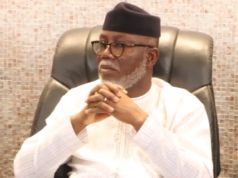NPFL 2021/22 : Aiyedatiwa Meets Stakeholders To Scale Up Support For Team