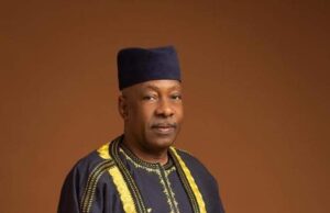 Abba Yola Receives Pan-African Icon Of Sports Renaissance Award