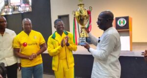 Gov. Obaseki Receives Victorious Bendel Insurance As Team Presents NNL Trophy, Promises Improved Pay Packages, Bus And Camp Facilities