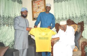 Oliola of Anegbette Clan received Beach Soccer Family in Anegbette Community of Edo State
