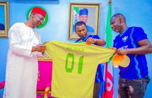 Governor Sule Hosts Akwanga All Stars, Ex-professional