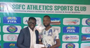 SGFC GM Olatoye Gives Financial Support To A.A Salami