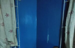 Nigeria Tallest Man Cries Out To Nigerians For Financial Support After Chronic Arthritis Diagnosis As Saint Finbarrs College Old Boys Pays Him Visit