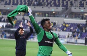 Ex Super Eagles Goalies Rates Adeleye Adebayo High …Congratulates Him On Contract Renewal