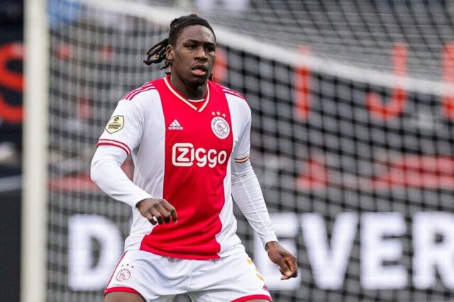 calvin-bassey-ajax-03-02-2023-869x579