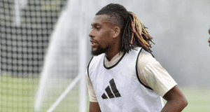 Alex Iwobi Returns To Fulham FC Training After Hamstring Injury