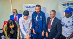Enyimba Announces Landmark Partnership Deal with United Nigeria Airlines