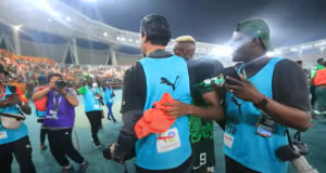 Victor Osimhen Mobbed