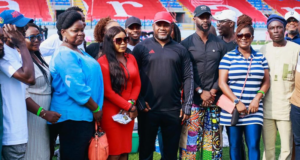 Mobolaji Johnson Sports Arena , Onikan, Agog As Fola David Breaks Guinness World Record In Individual Longest Visual Drawing