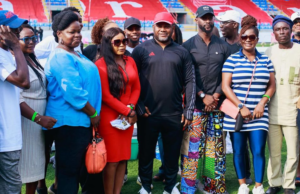Mobolaji Johnson Sports Arena , Onikan, Agog As Fola David Breaks Guinness World Record In Individual Longest Visual Drawing