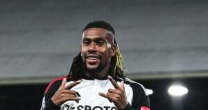 Alex Iwobi Confident Ahead of Premier League Opener Against Manchester United
