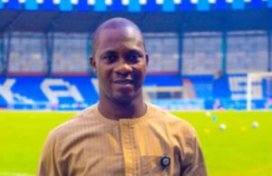 Ottasolo FC President Otunba Gabriel Davies Surprises Dr. Kolade Kolapo On His Birthday, Celebrates His Contributions To Youth And Sports Development