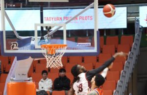 Gabe Makes Cameo Appearance In Hawks Debut Win