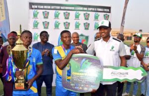 Police Baretta Gets ₦30m 18-seater Bus For Winning New Year Mega Lottery/NLO Super 8