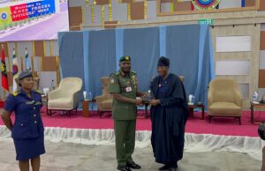 Otunba Gbenga Daniel Honoured with Special Service Award by Nigerian Armed Forces