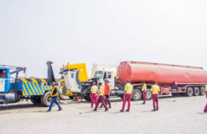 LASTMA Clears Illegal Tanker Parking Near Dangote Refinery, Removes 120 Vehicles from Lagos Island Bridges