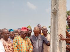Hon. Lukmon Adeleye Commissions 50 Electrical Poles For Idowa And Imoro Quarters, Kickstarts 2025 With Development Projects