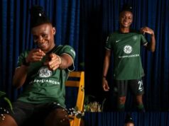 Uchenna Kanu Models New Away Kit For Racing Louisville FC