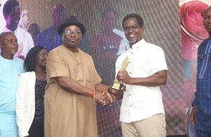 LSFA Boss Gafar Liameed Receives Sportsville Award