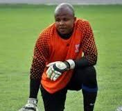 Former Super Eagles Goalkeeper Ikechukwu Ezenwa Rewards Best NPFL Goalkeepers and Trainers with Cash Prizes