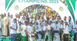 BREAKING: Kwara Governor Gifts ₦5M, Land to Each Kwara United Player After Historic Cup Victory