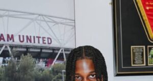 Nigerian Forward Andre Dike Signs First Professional Contract with West Ham United