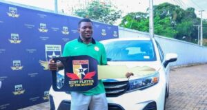 Remo Stars President Kunle Soname Gifts GAC SUV To Olamilekan Adebayo, 2024/2025 Player of the Season
